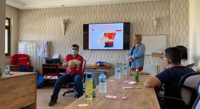 Aydın'da işitme engelli bireylere 'ilk yardım' eğitimi