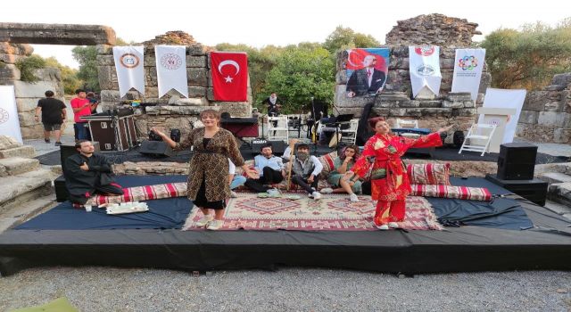 Aydınlı Gençler NYSA Antik Kenti'nde Buluştu