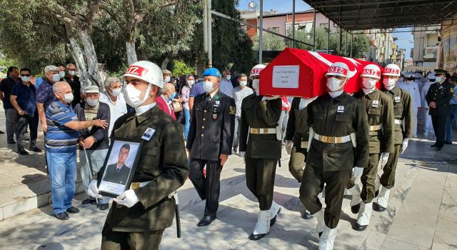 Nazillili Teğmen Eskcicioğlu, askeri törenle toprağa verildi