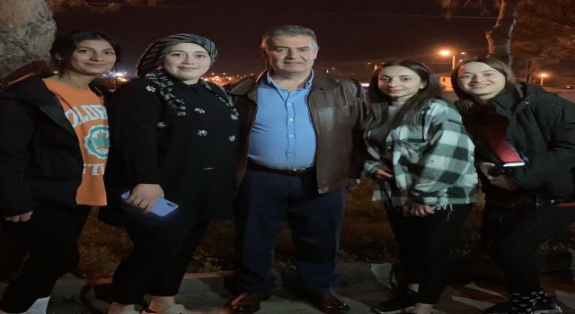 Başkan Erol, öğrencilerin davetini kırmadı