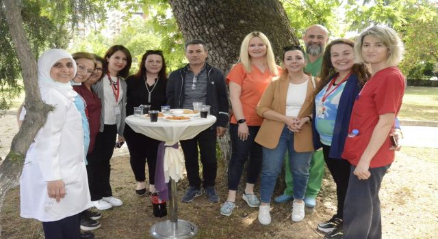 Aydın Atatürk Devlet Hastanesi’nde piknik havasında kutlama