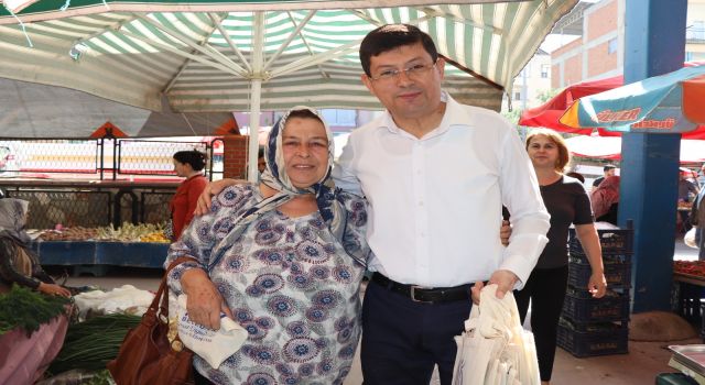 Başkan Özcan'dan annelere anlamlı hediye