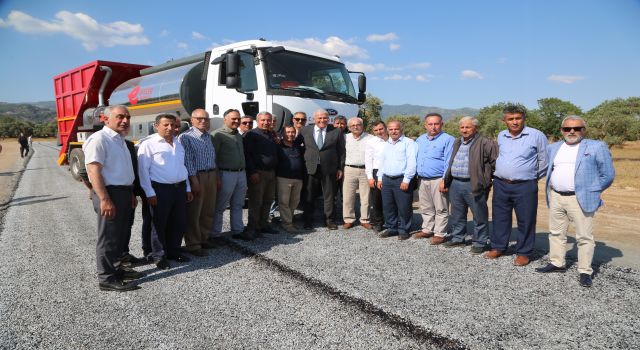 Efeler'in asfaltlama aracı görücüye çıktı