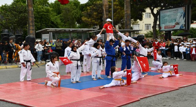 Söke'de 19 Mayıs Coşkuyla Kutlandı