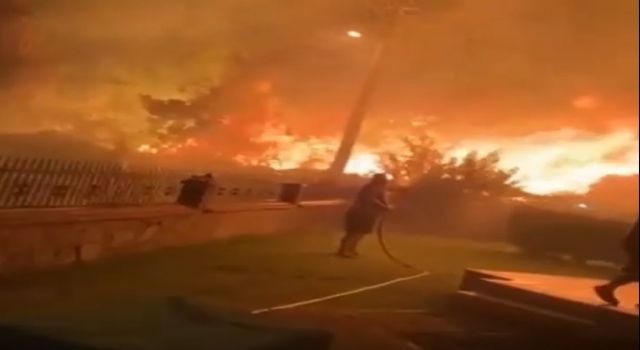 Tatil beldesi'nde korkutan yangın