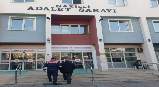 Aranan 3 şahsı jandarma yakaladı