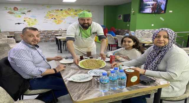 Künar’la hazırlanan ‘tahinli pide’ damaklara hitap ediyor