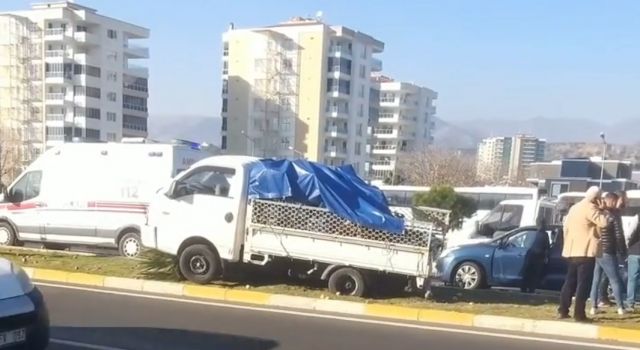 Nazilli'de zincirleme trafik kazası