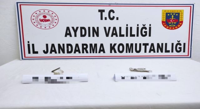 Yasaklı madde kullanırken yakalandılar