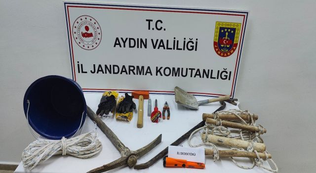 Sit alanında kaçak kazıyı jandarma bastı