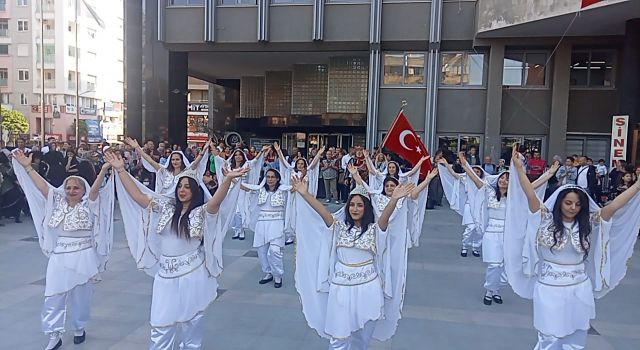 Nazilli'de 23 Nisan Coşkusu Bitmiyor