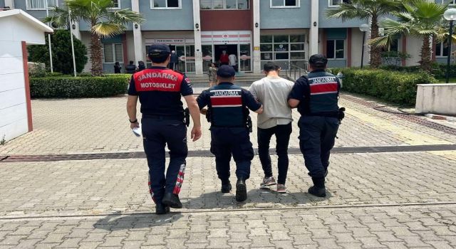 Aranan 4 şüpheliyi JASAT yakaladı