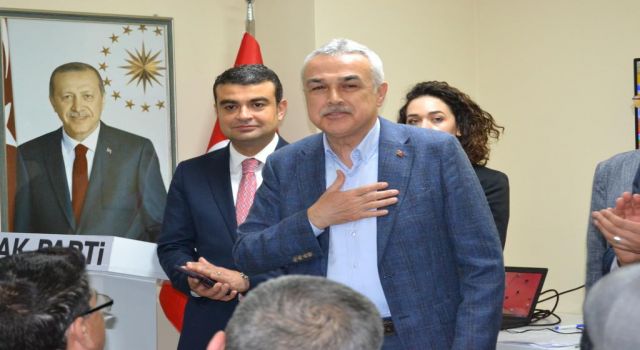 Sandık, seçimin, seçimler de demokrasinin temelidir”