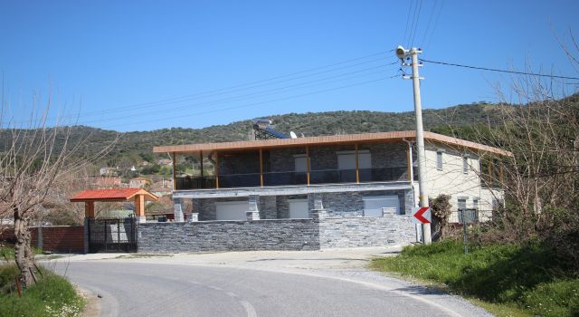 Kimse dönüp bakmazken, şimdi kıymete bindi