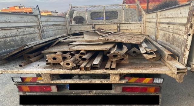 Nazilli jandarması inşaat hırsızlarını kıskıvrak yakaladı