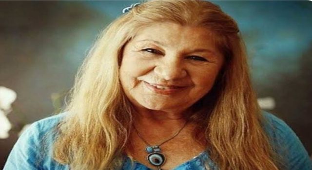 Ünlü Tiyatro sanatçısı Ayla Algan hayatını kaybetti