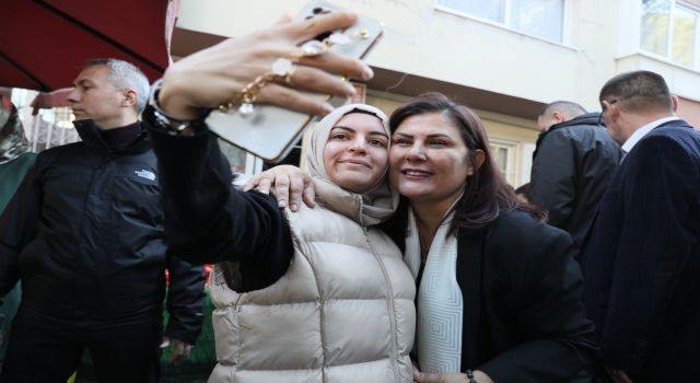 Çerçioğlu Salı Pazarı'nda vatandaşlarla bir araya geldi