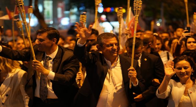 CHP Genel Başkanı Özel'den Dervişoğlu’na tebrik