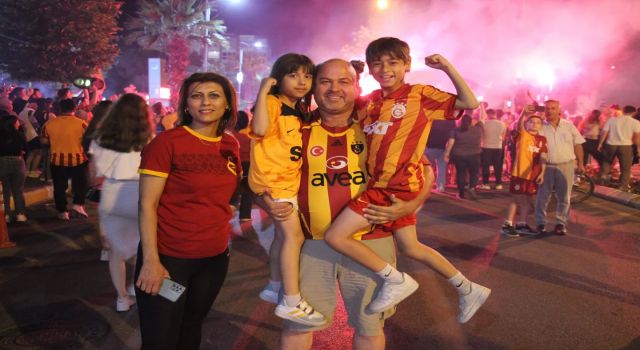 Aydın'da Galatasaraylılar meydana sığmadı