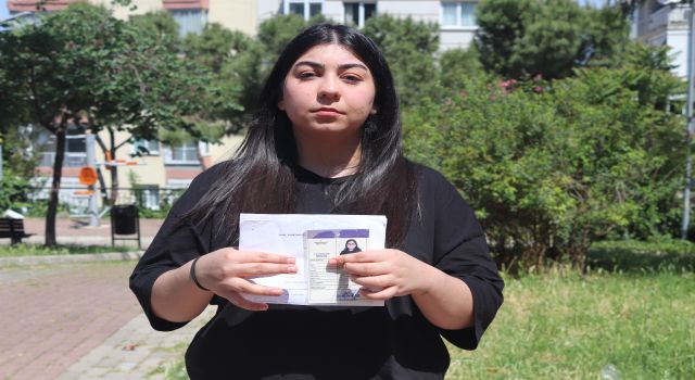 Hem kimliği hem de vatandaşlığı olmadan yaşıyor