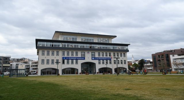 Kuşadası Belediyesi'nden inşaat yasaklarıyla ilgili duyuru