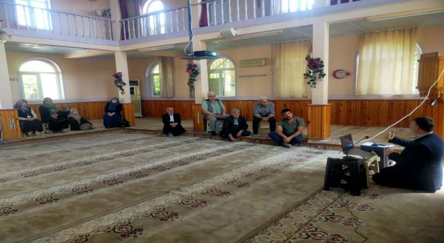 Kuyucak'ta hac semineri