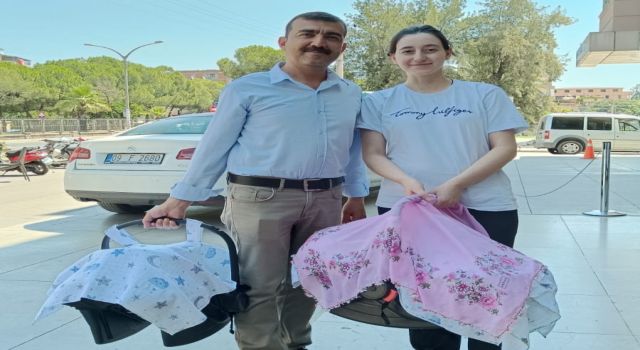 Nazilli'de gazetecinin ikiz bebek sevinci