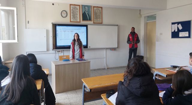 Gençler hayallerini sahneye taşıyacak