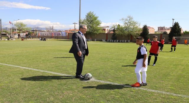 Nazilli’de 23 Nisan coşkusu futbol turnuvasıyla başladı