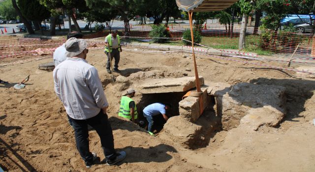 Yol çalışmasına Romalılar 'taş koydu'