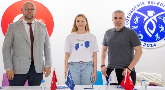 Aydın Büyükşehir Belediyespor'un yeni pasörü: Gizem Mısra Aşçı