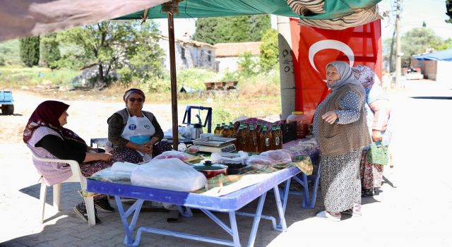 Didim Akköy Pazarı vatandaşları ağırlıyor