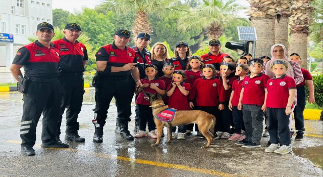 Jandarma öğrencileri ağırladı