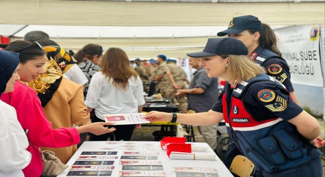Acemi erlerin yemin töreninde ailelere jandarma ve KADES tanıtıldı