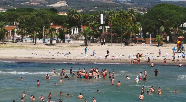 Efeler Gençlik Kampı'nda buluştular