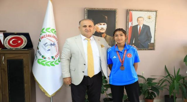 İncirliova'nın Gururu Ceren Sarıışık'tan Türkiye Üçüncülüğü