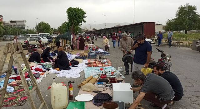 Nazilli'de Bit Pazarı Her Geçen Gün Büyüyor