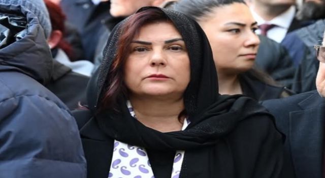 Özlem Çerçioğlu'ndan Ferdi Zeyrek İçin Taziye Mesajı: "Manisa’ya Olan Sevgisiyle Hatırlayacağız"
