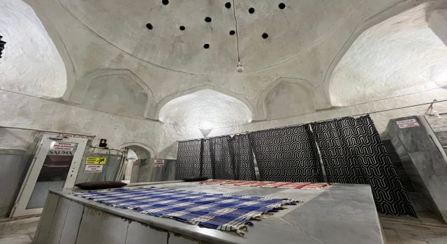 Söke'nin tarihi hamamı yıllara meydan okuyor