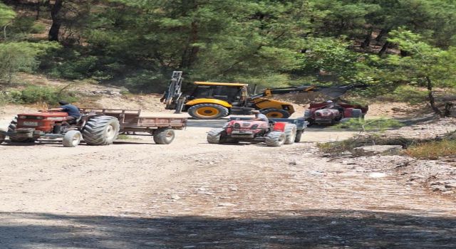 BAŞKAN ÖZEL ÇALIŞMALARIYLA VATANDAŞIN YANINDA OLMAYA DEVAM EDİYOR 