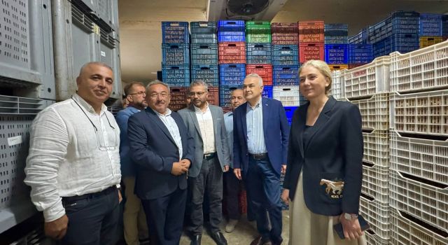 Ak Partili Milletvekilleri Nazilli’de İncir Üreticileriyle Buluştu