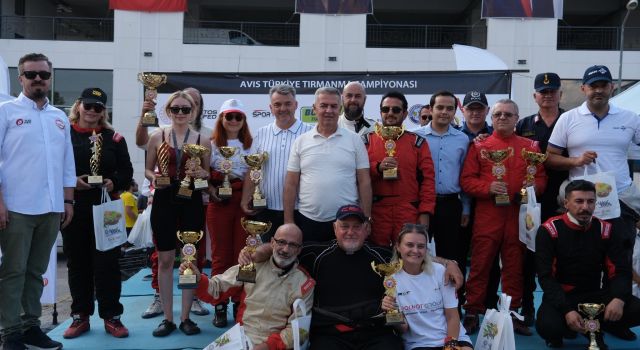 Buharkent Tırmanma Yarışı nefes kesti