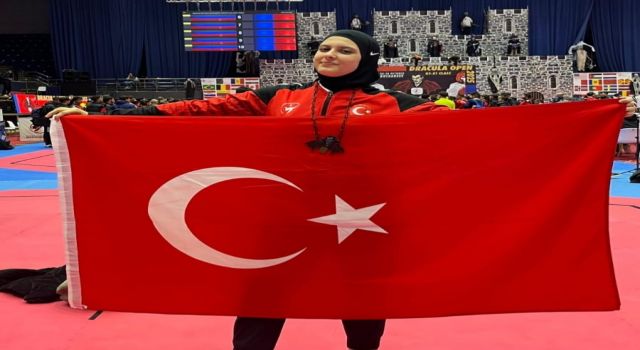 Şampiyon Elifnaz Gururlandırdı!