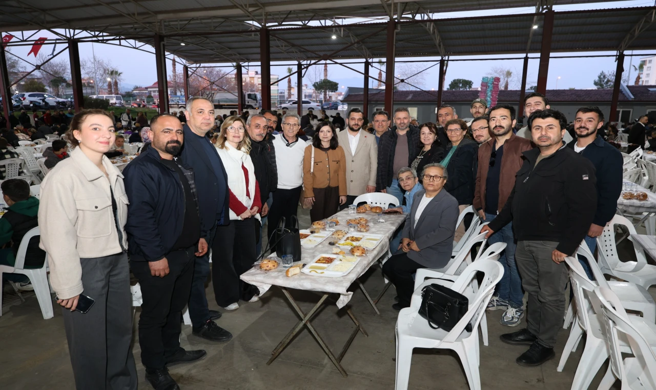 Nazilli Belediyesi Turan Mahallesi’nde gönül sofrası kurdu