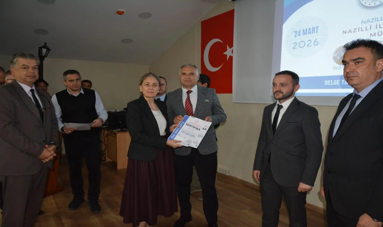 Nazilli’de Eğitimde Kalite ve Bilimsel Başarıya Ödüllü Destek