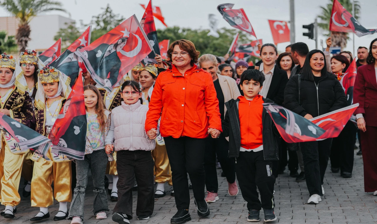 DİDİM’DE 23 NİSAN COŞKUSU KENTE YAYILDI