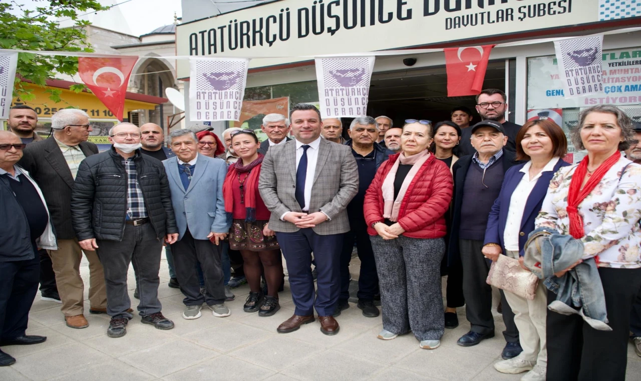 KUŞADASI BELEDİYESİ HEYETİNDEN DAVUTLAR’A HİZMET ÇIKARMASI: SAHADA TESPİT, YERİNDE ÇÖZÜM