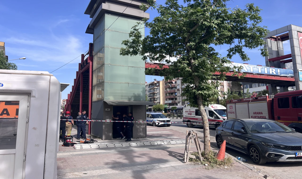 Asansör boşluğunda sıkışan genç hayatını kaybetti