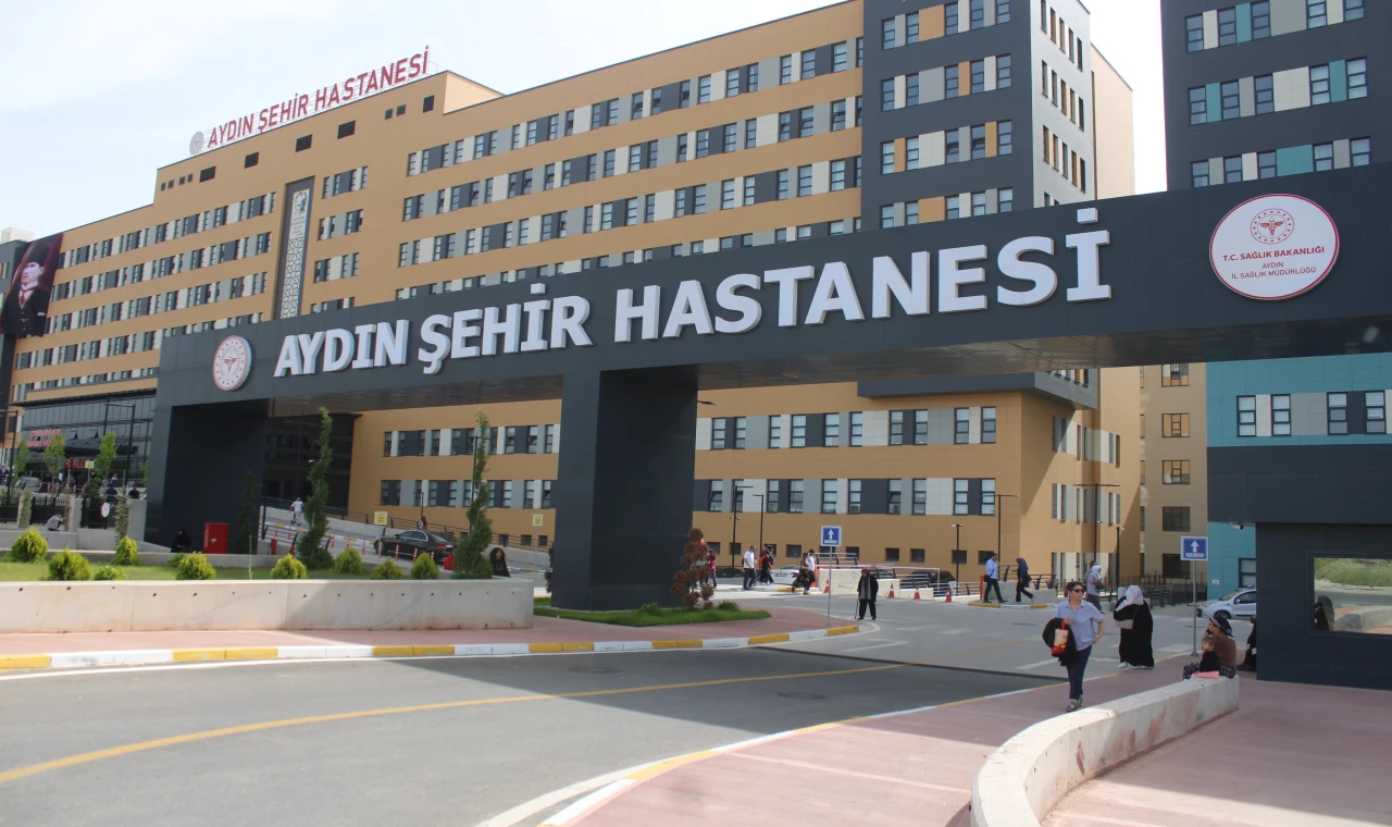 Bayram tatilinde Aydın'da binlerce sağlık çalışanı görev başında