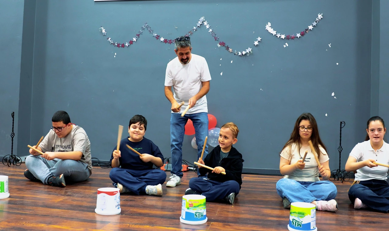 ENGELLİLER HAFTASI KAPSAMINDA DİGEM’DE RİTİM ÇALIŞMASI